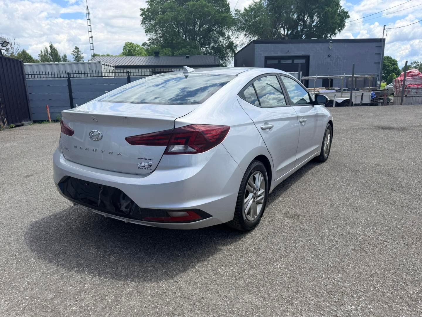 Hyundai Elantra 2020 - Image 4