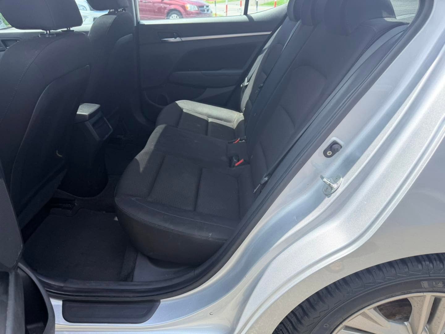 Hyundai Elantra 2020 - Image 7