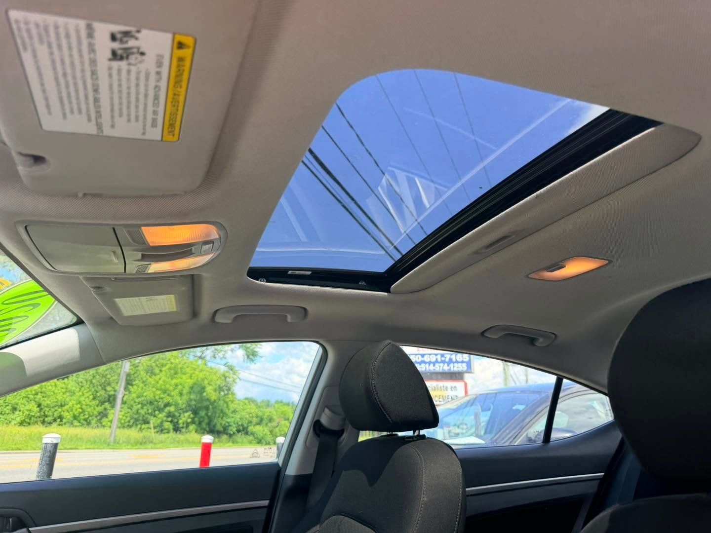 Hyundai Elantra 2020 - Image 8