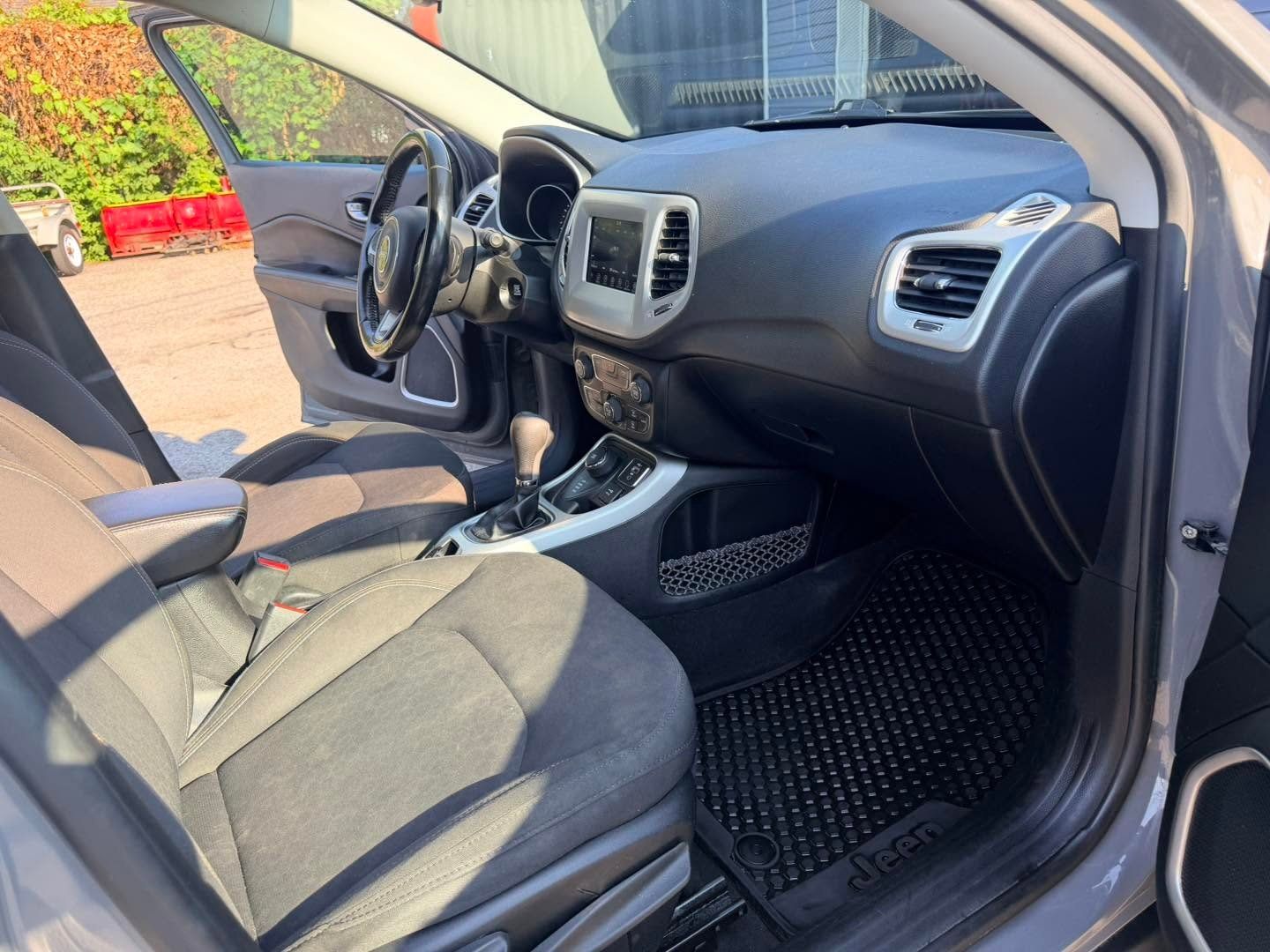 Jeep Compass 2020 - Thumbnail 6