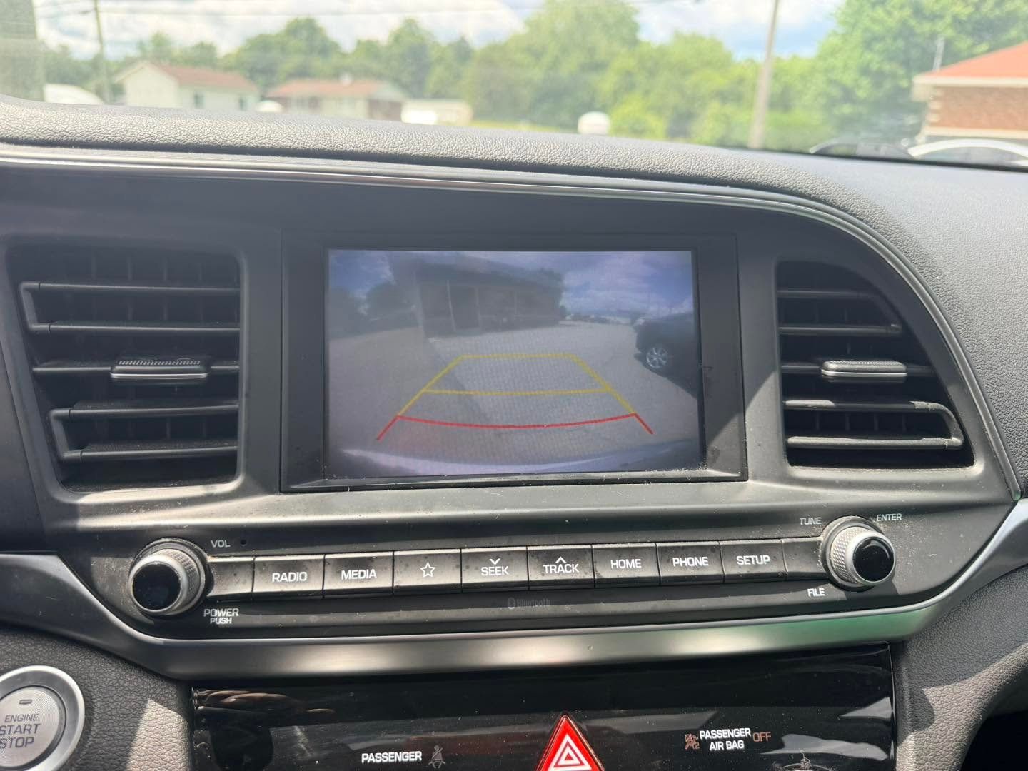 Hyundai Elantra 2020 - Thumbnail 11
