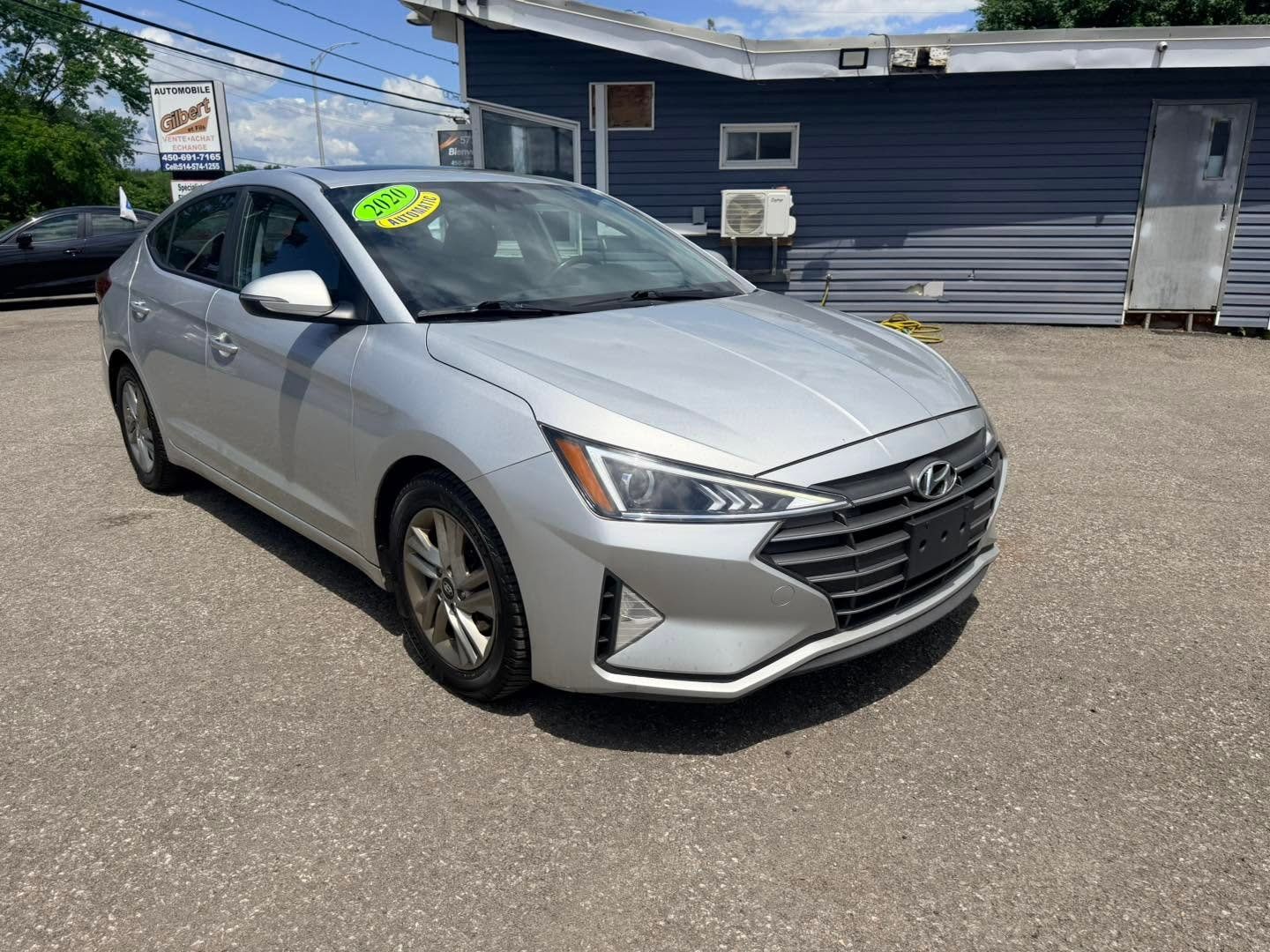 Hyundai Elantra 2020 - Thumbnail 1